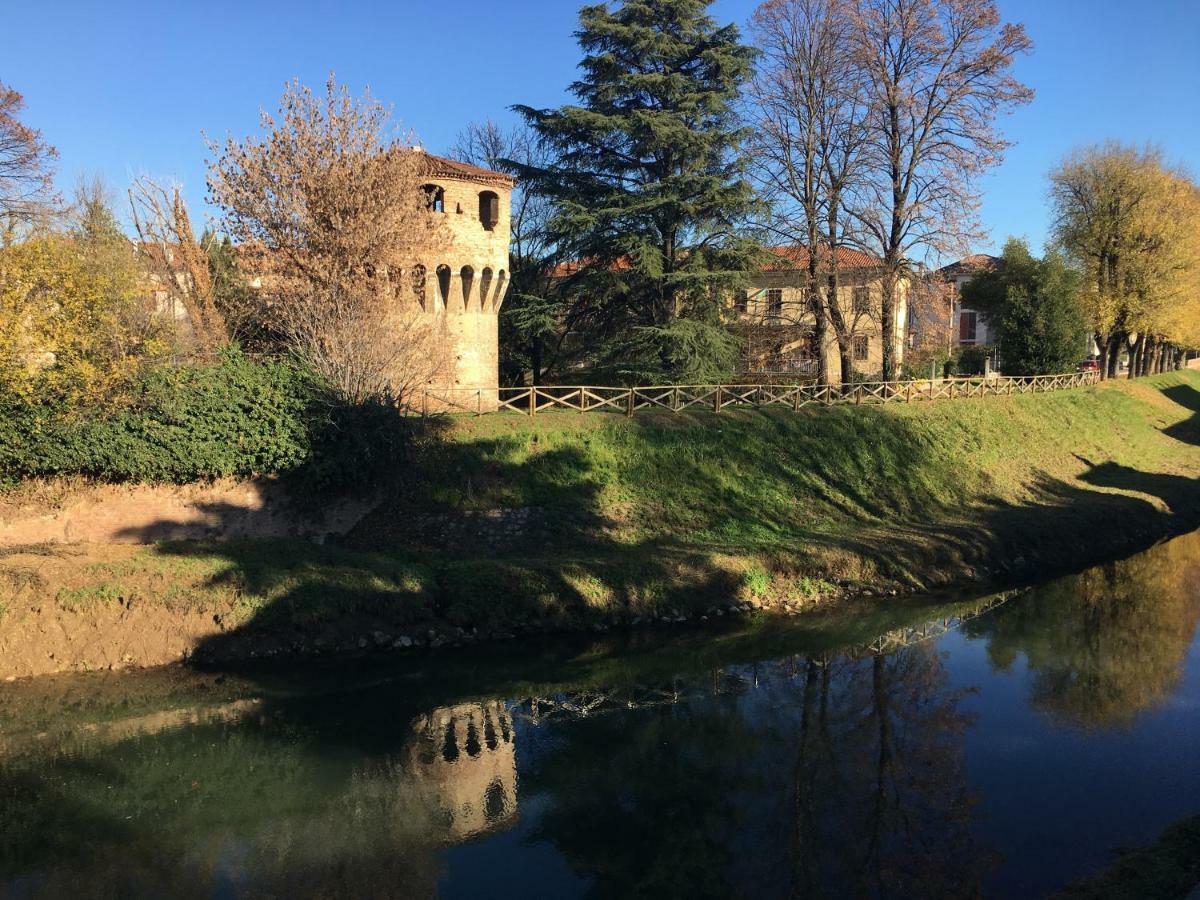 Casa Vacanze Chez La Reine - Holiday Home 维琴察 外观 照片