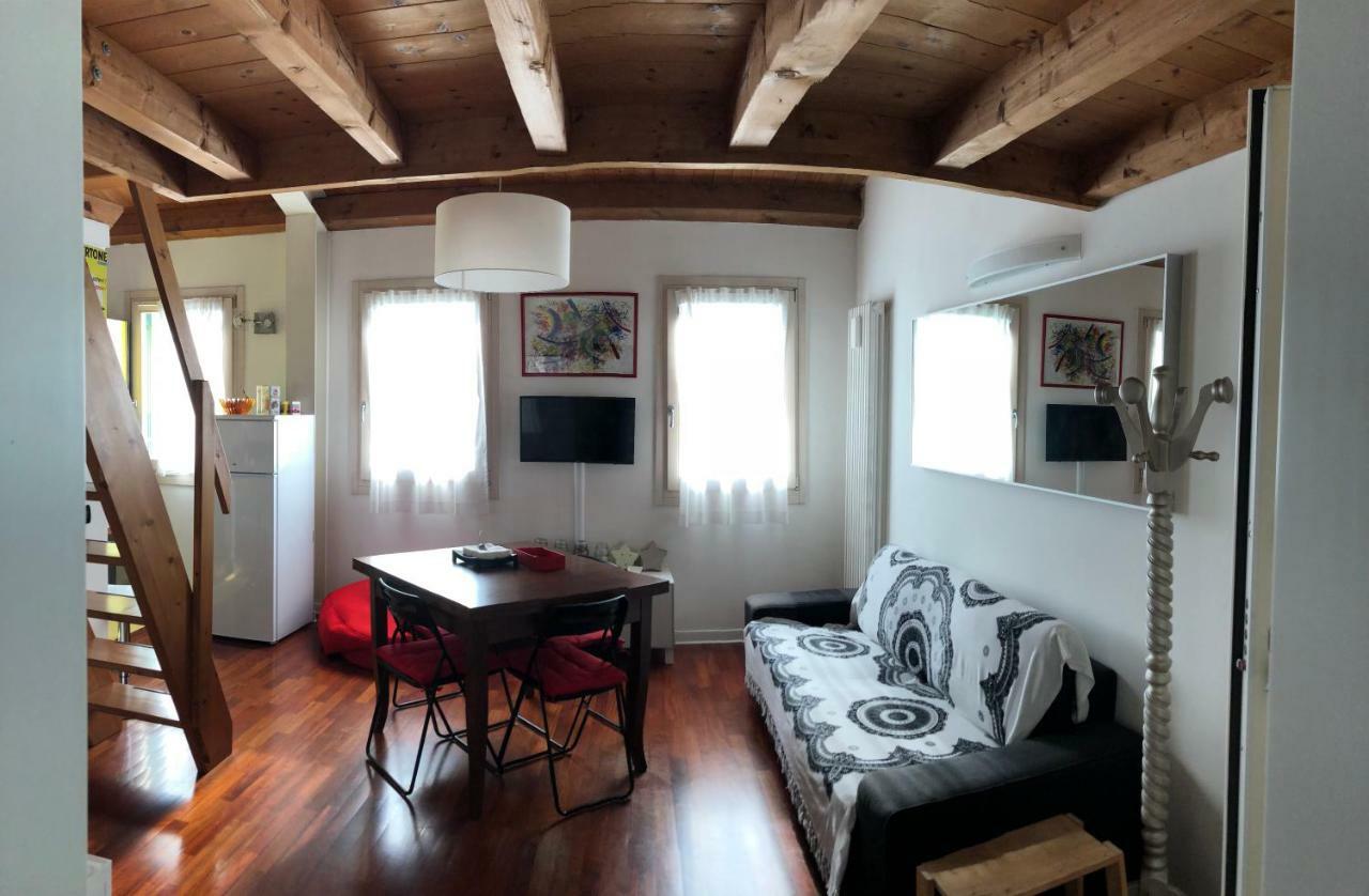 Casa Vacanze Chez La Reine - Holiday Home 维琴察 外观 照片