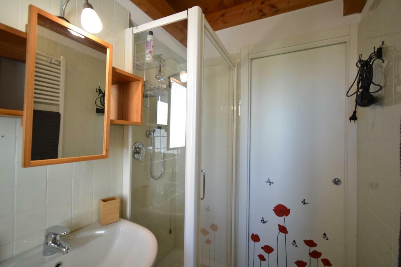 Casa Vacanze Chez La Reine - Holiday Home 维琴察 外观 照片