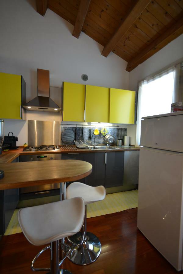 Casa Vacanze Chez La Reine - Holiday Home 维琴察 外观 照片