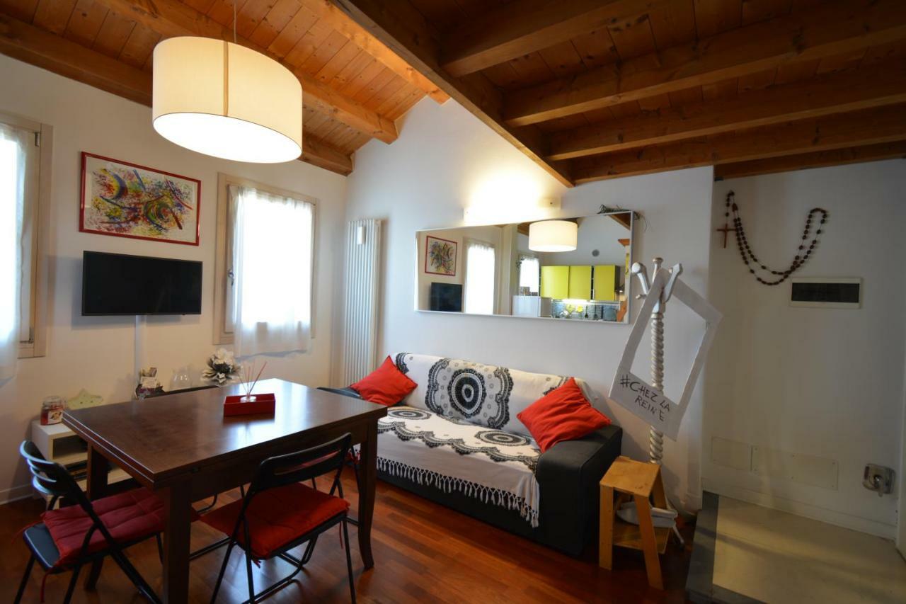 Casa Vacanze Chez La Reine - Holiday Home 维琴察 外观 照片
