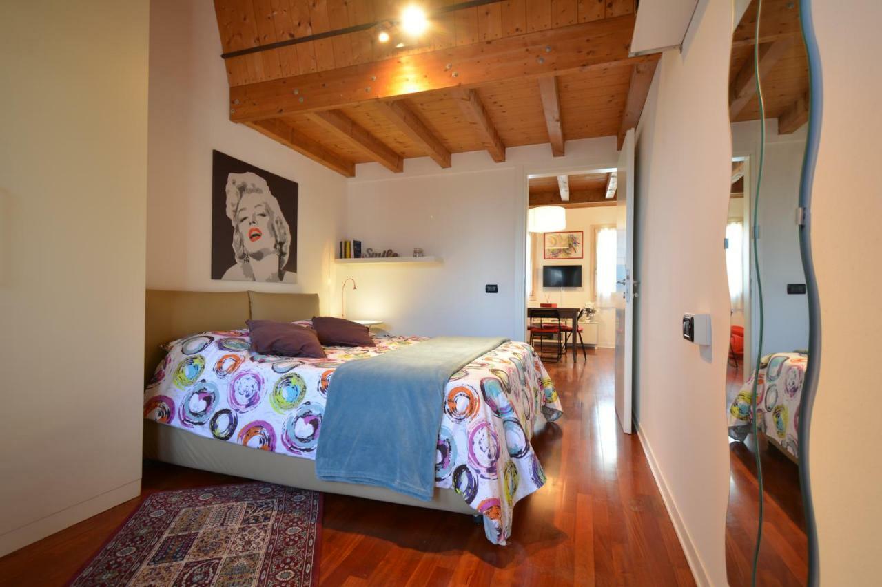 Casa Vacanze Chez La Reine - Holiday Home 维琴察 外观 照片