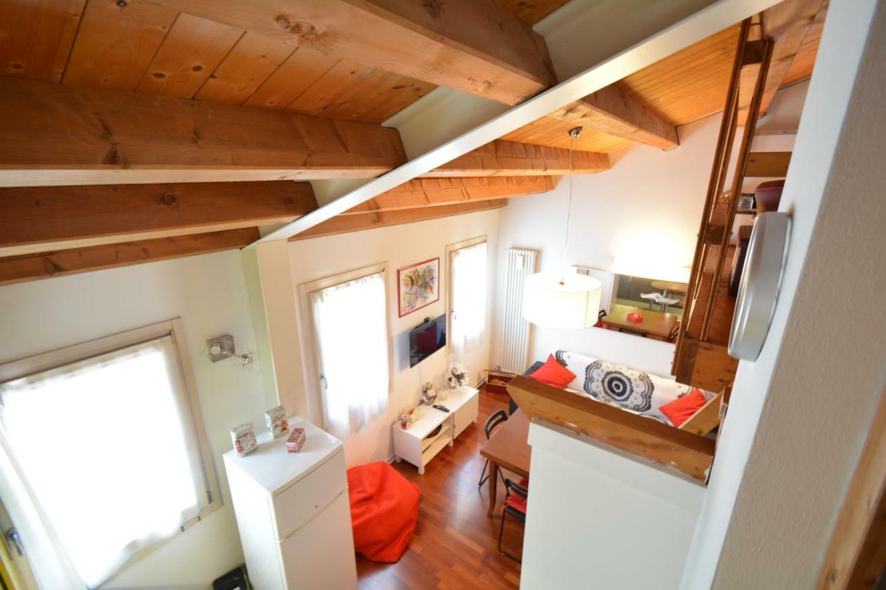 Casa Vacanze Chez La Reine - Holiday Home 维琴察 外观 照片